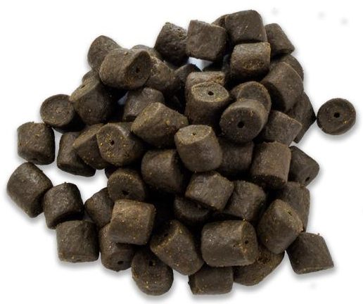 detail Václavík pelety halibut CS s otvorem 200g