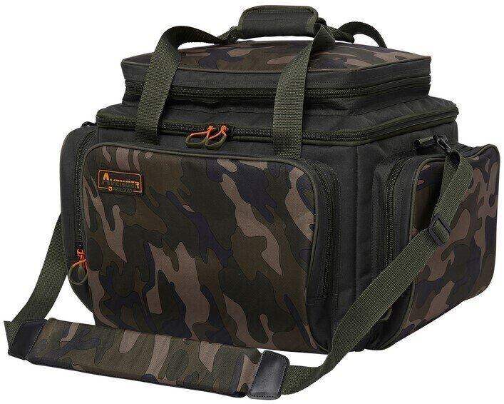 detail Prologic taška Avenger Carryall M
