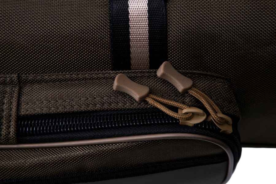 detail Mikado pouzdro na 2 pruty Mikado Stiffed Holdall
