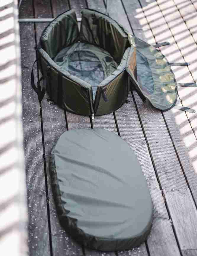 detail GF podložka Luxury Unhooking Mat (2 části)