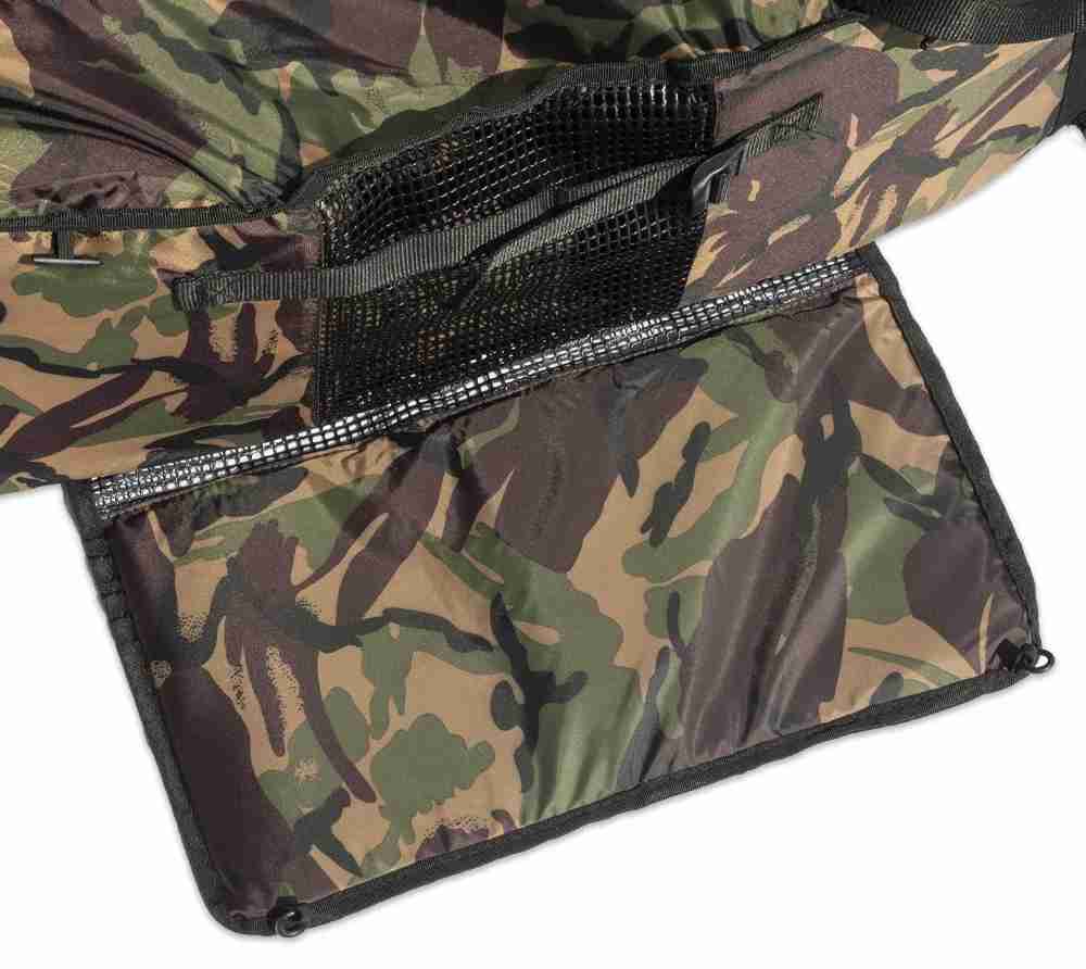 detail GF podložka Luxury Camo Unhooking Mat (2 části)