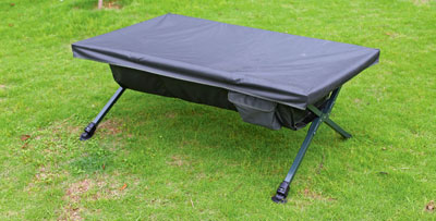 detail Pelzer podložka Carp Cradle