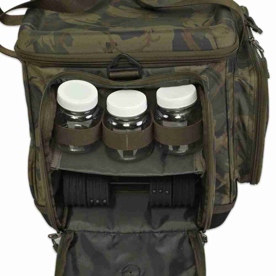 detail GF kaprařská taška Luxury Carp Carryall