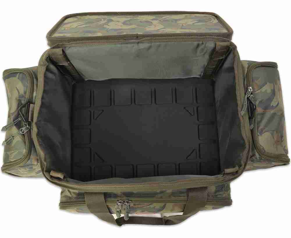 detail GF kaprařská taška Luxury Carp Carryall