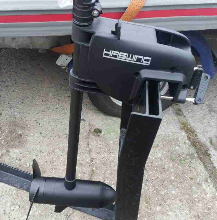 detail Haswing elektromotor 1.0 - 65 LB s maximilizerem