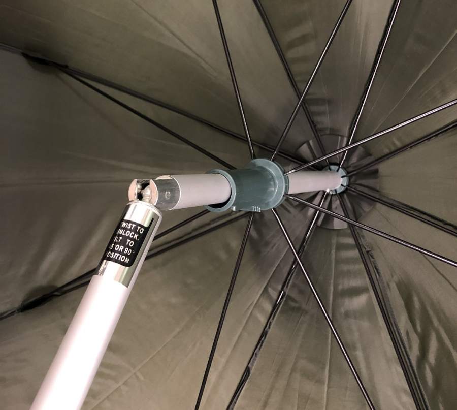 detail Sensas deštník s bočnicí Liez 2,2m (zelený)