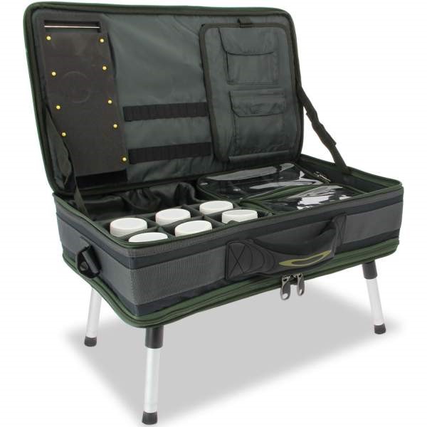 detail NGT stolek s kufrem Carp Bivvy Table System